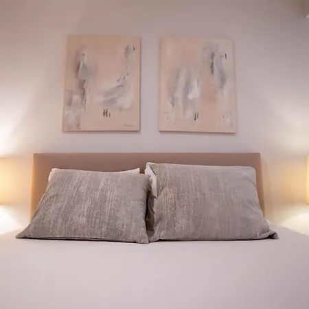 Real Apartman *